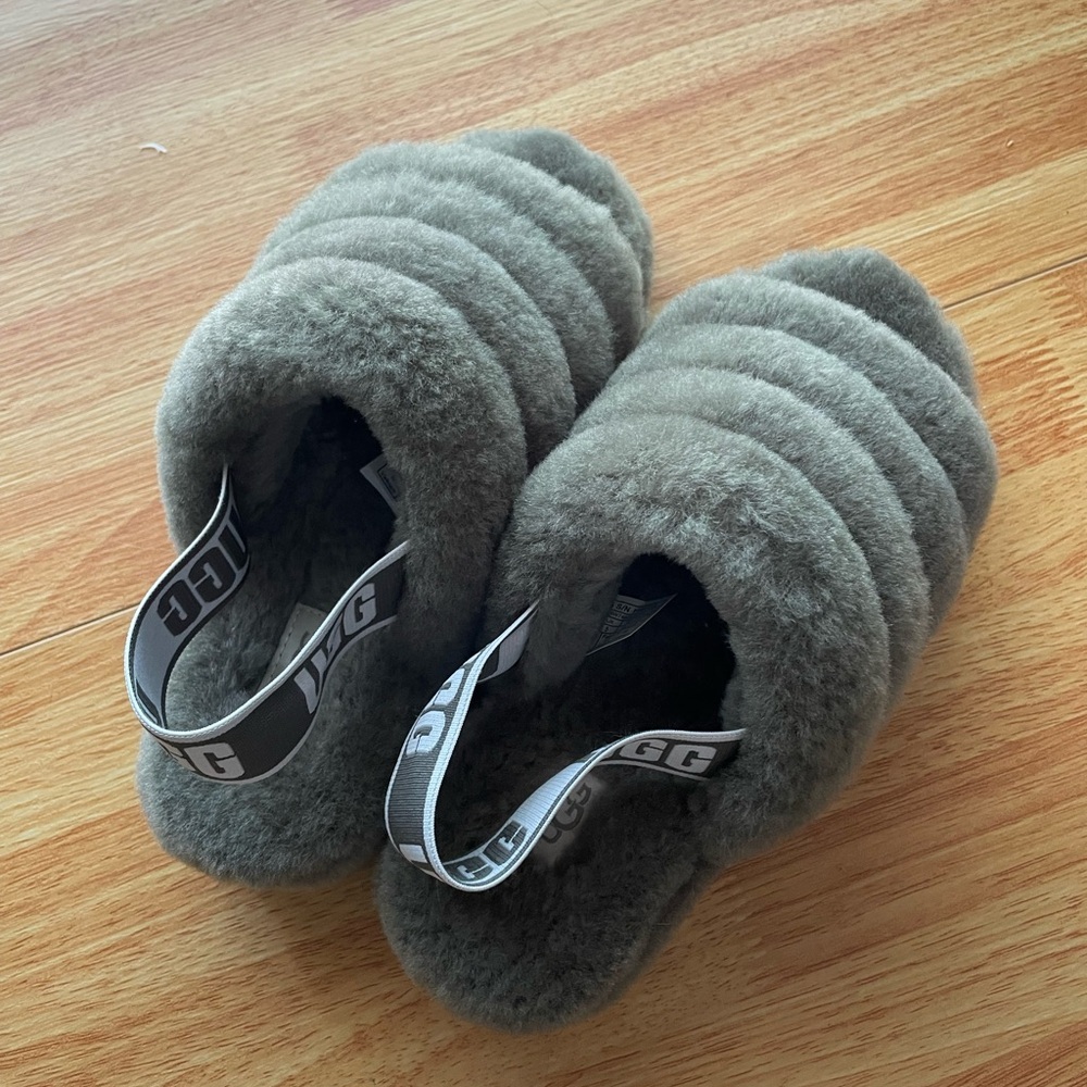 UGG Shearling Green/Gray Elastic Back Slippers